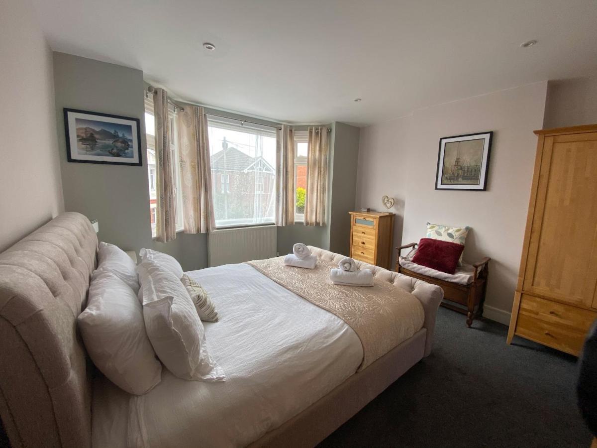 Charming 3 Bed House And Garden, Pet Friendly Vila Bournemouth Exterior foto